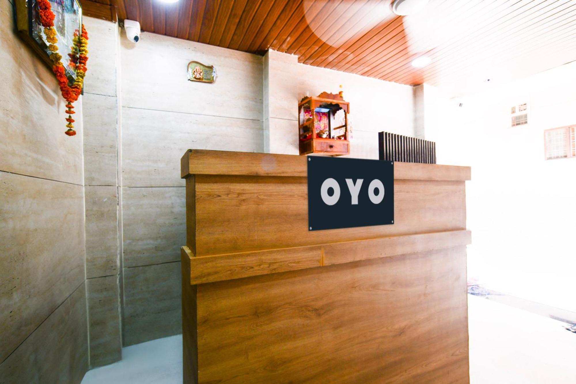 Super Hotel O D.V Near Medanta Hospital Indaur Kültér fotó