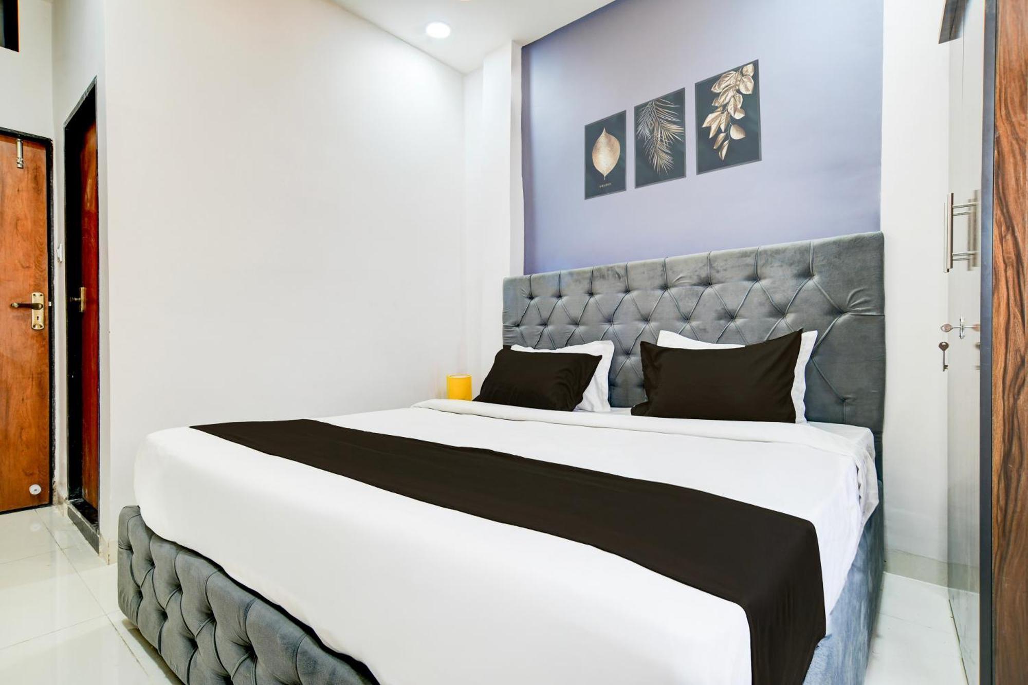 Super Hotel O D.V Near Medanta Hospital Indaur Kültér fotó